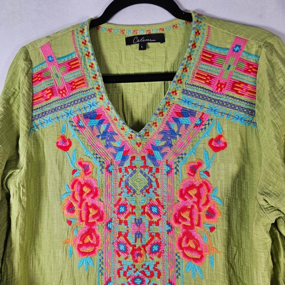 Calessa Top Womens L Green Embroidered 3/4 Sleeve Boho Peasant Festival Vacation
